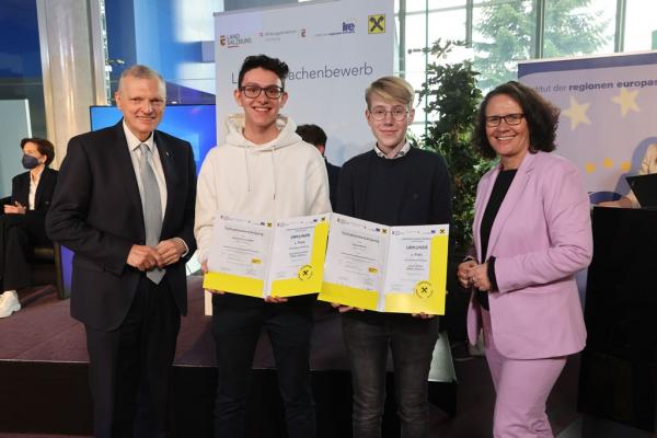 Russisch: 1. Platz (David Gollackner, BHAK1 Salzburg) u. 2. Platz (Joshua Miksa, BHAK1 Salzburg) ©Franz Neumayr